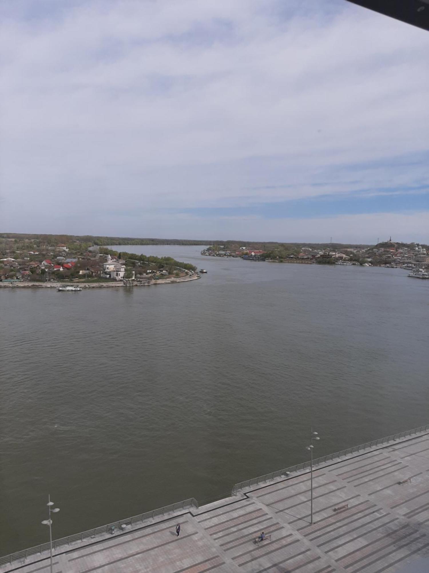 Delta Danube View Apart Tulcea Exteriör bild